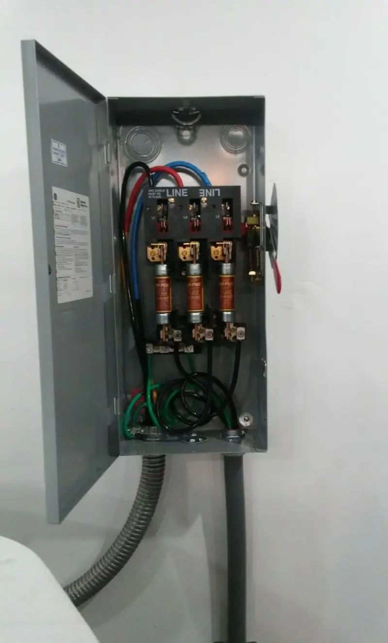 Three-phase disconnect switch installed for Electrical Wiring & Rewiring in Van Alstyne